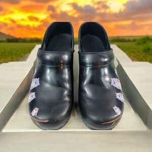 Sanita Woman's size Euro 38  Clogs with Owl in Trees theme.